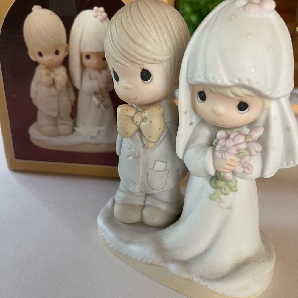 Precious Moments Wedding Figurine - Cream and White- Bride and Groom